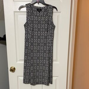 AGB Black and White Geometric Dress